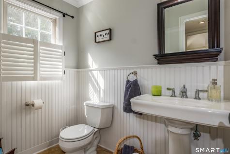 169 Willow Road Guilford CT 06437