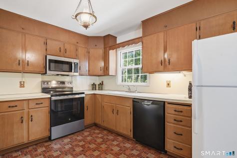 87 White Birch Lane Stamford CT 06905