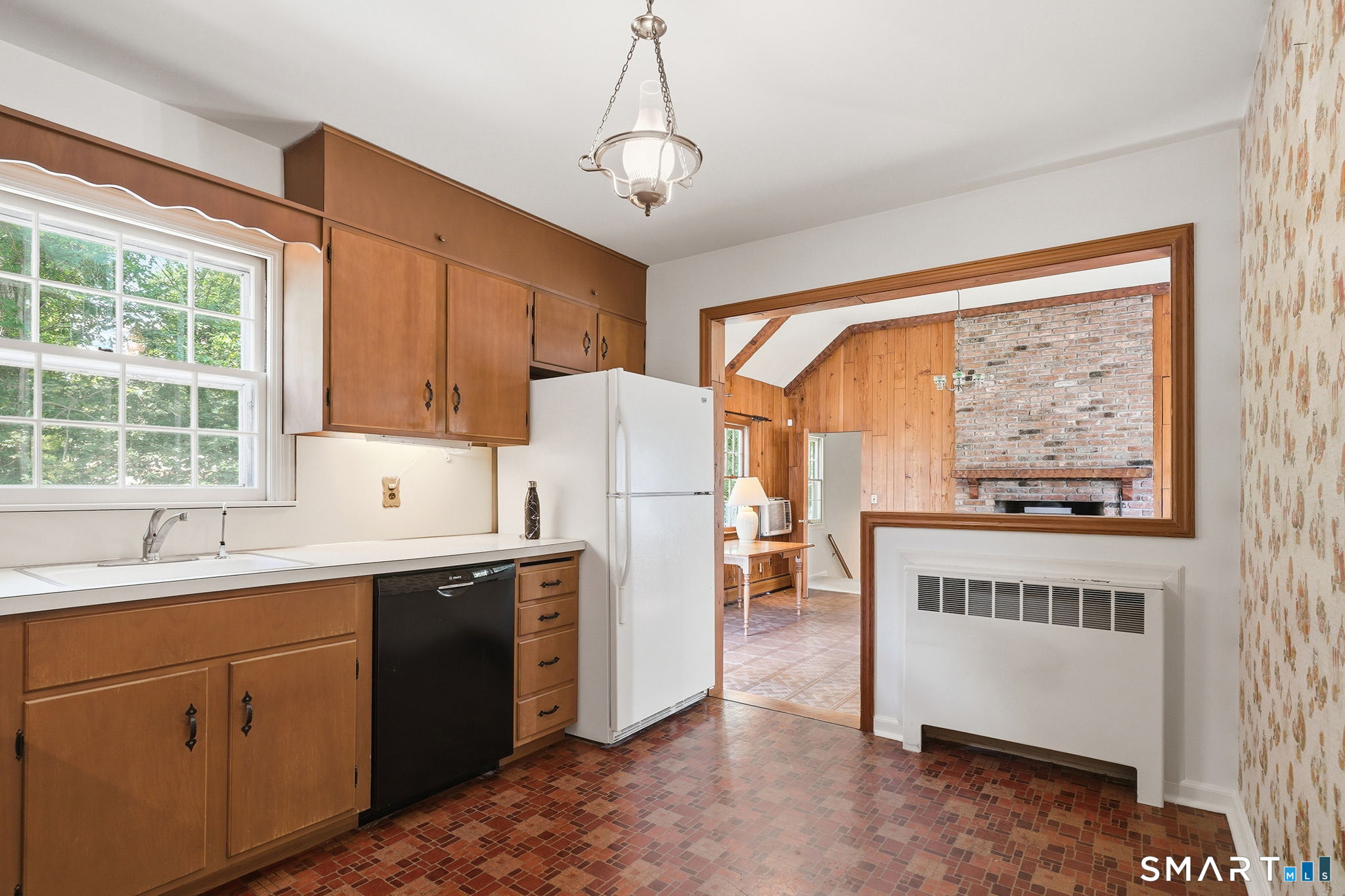 87 White Birch Lane Stamford CT 06905