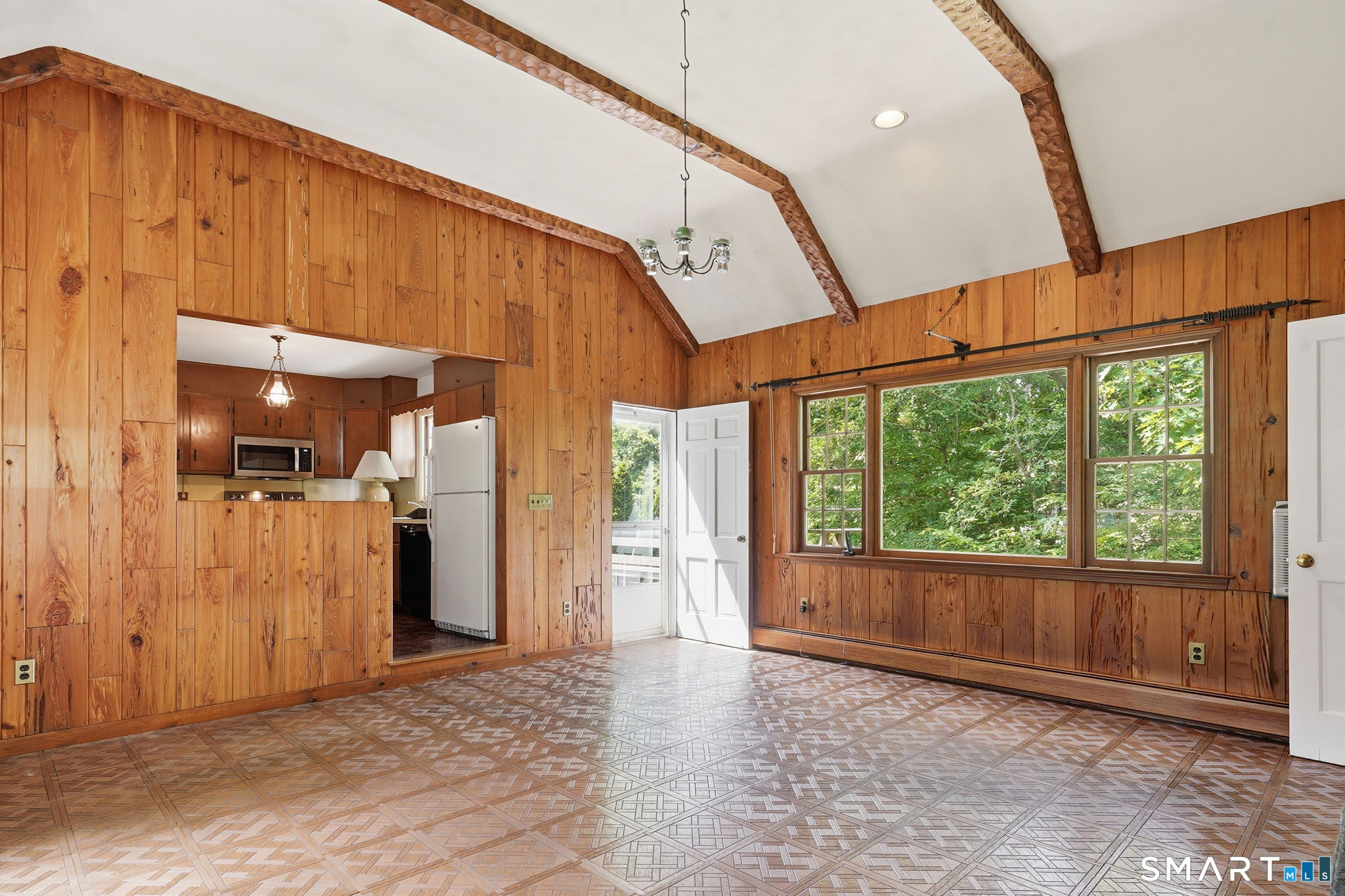87 White Birch Lane Stamford CT 06905