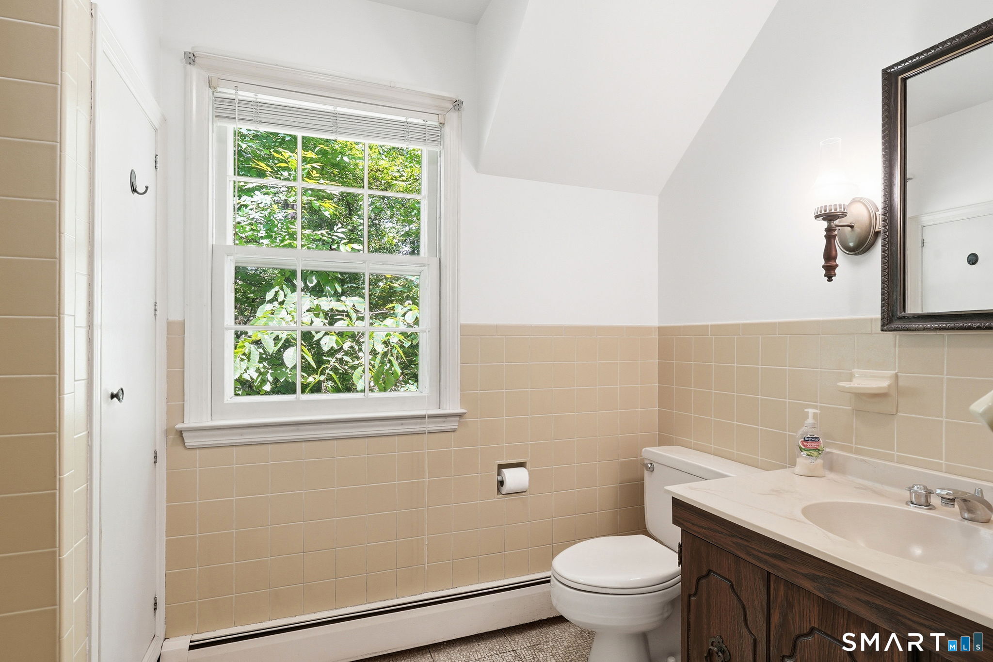 87 White Birch Lane Stamford CT 06905