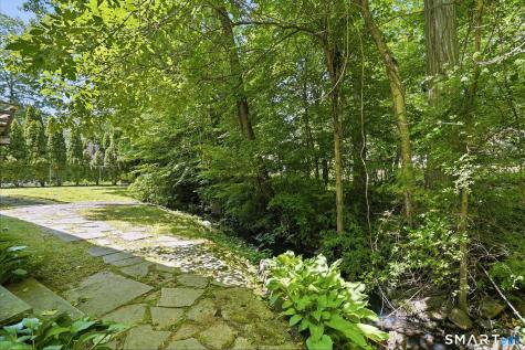 87 White Birch Lane Stamford CT 06905