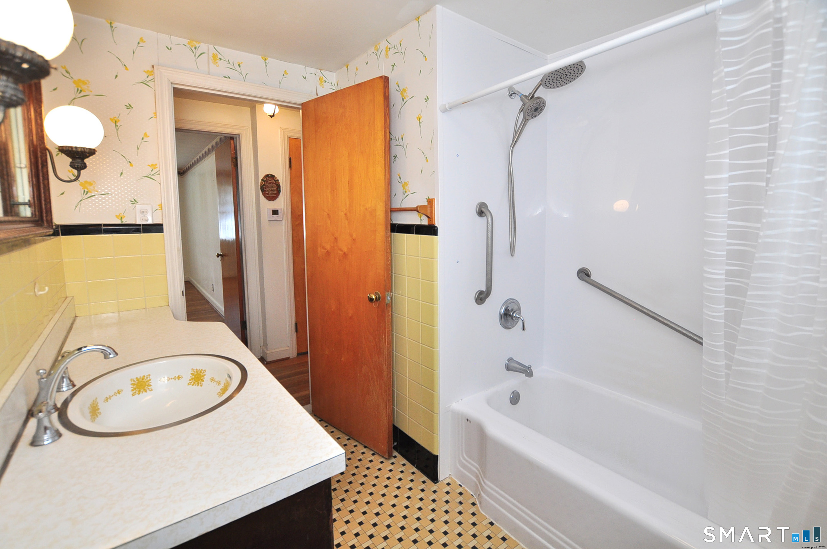 41 Josephine Terrace Bristol CT 06010