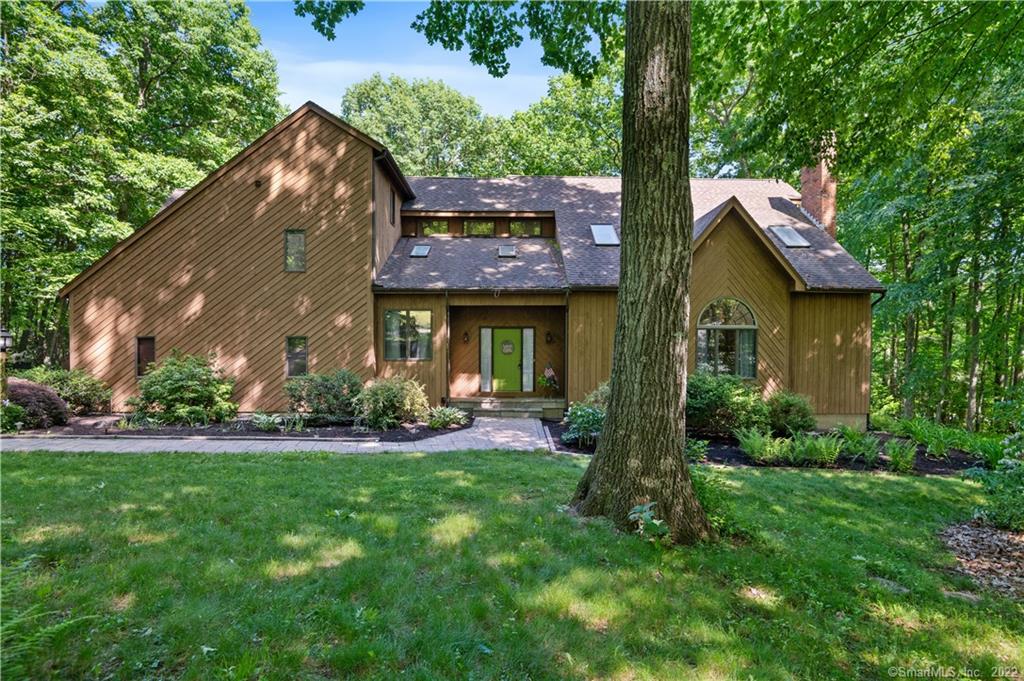80 Deer Run Burlington CT 06013