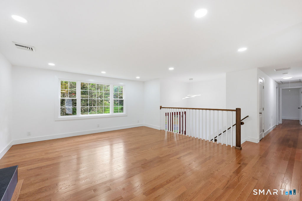 751 West Avon Road Avon CT 06001
