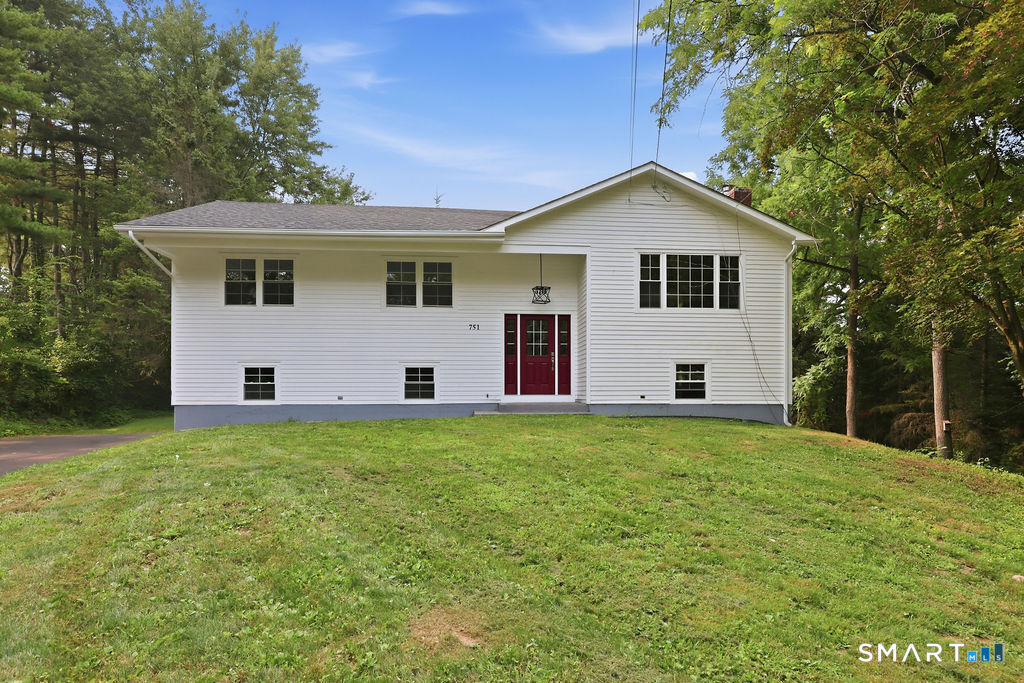 751 West Avon Road Avon CT 06001