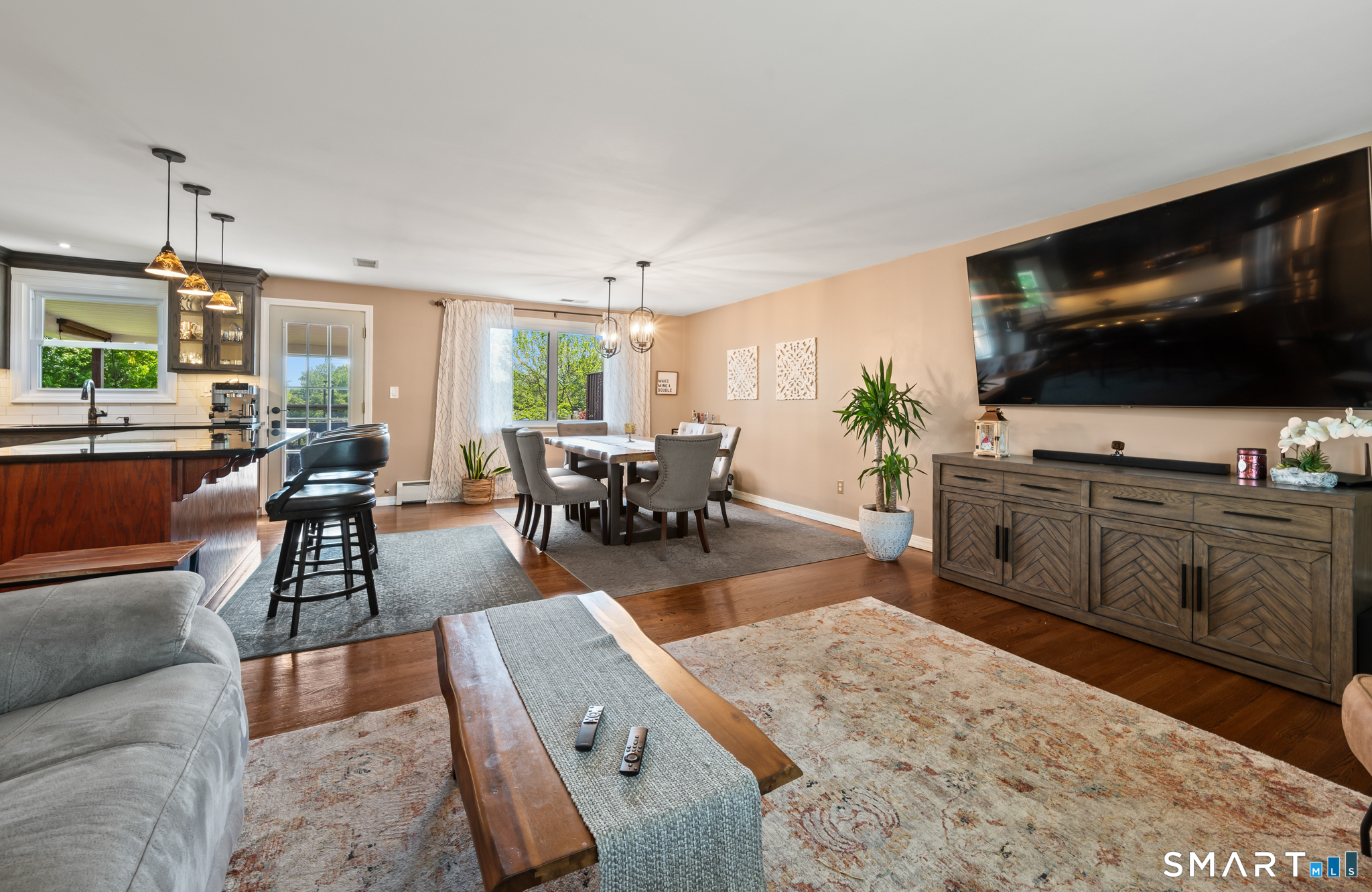 201 Ridge Crest Circle Wethersfield CT 06109