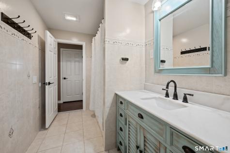 201 Ridge Crest Circle Wethersfield CT 06109