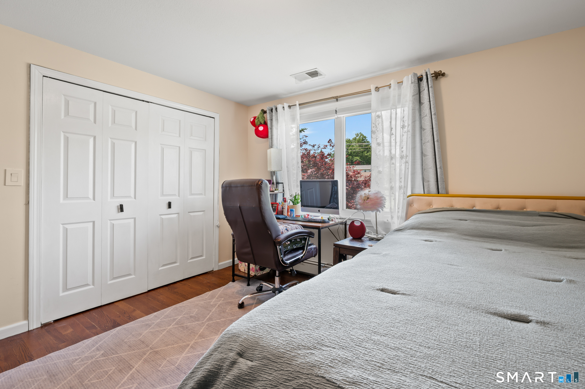 201 Ridge Crest Circle Wethersfield CT 06109