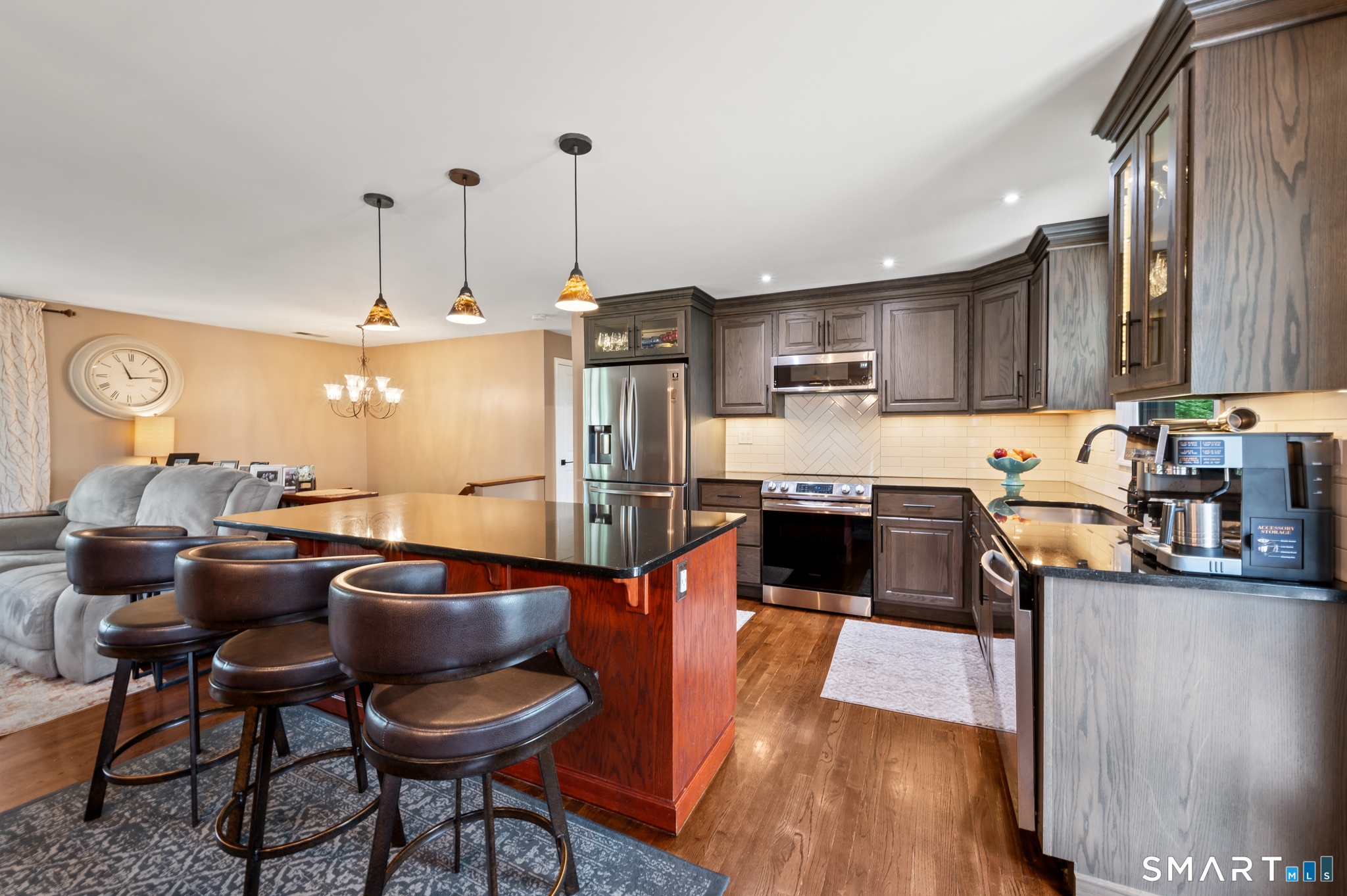 201 Ridge Crest Circle Wethersfield CT 06109