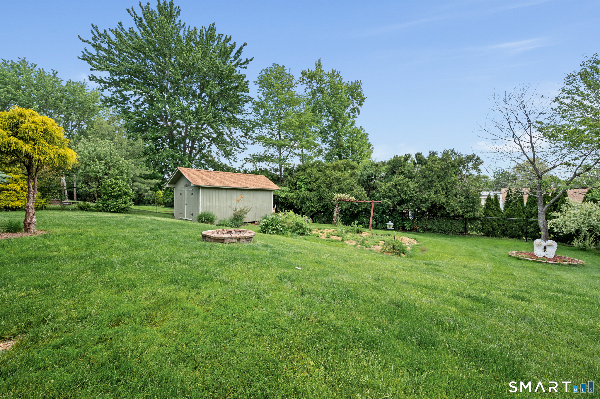 201 Ridge Crest Circle Wethersfield CT 06109
