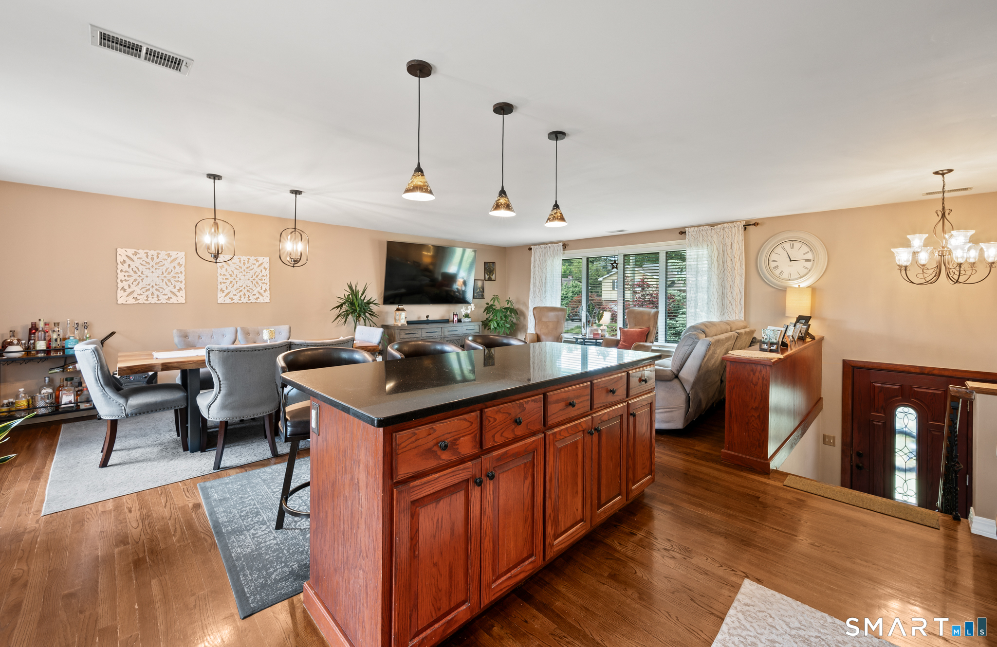 201 Ridge Crest Circle Wethersfield CT 06109