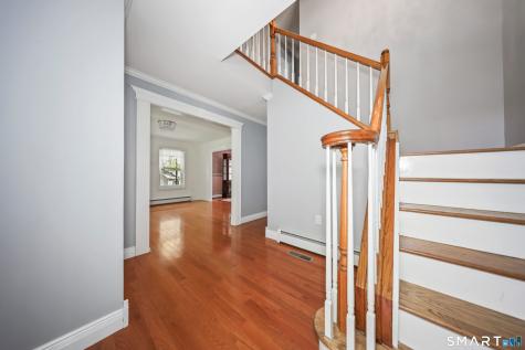 81 Amanda Lane Naugatuck CT 06770