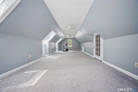 81 Amanda Lane Naugatuck CT 06770