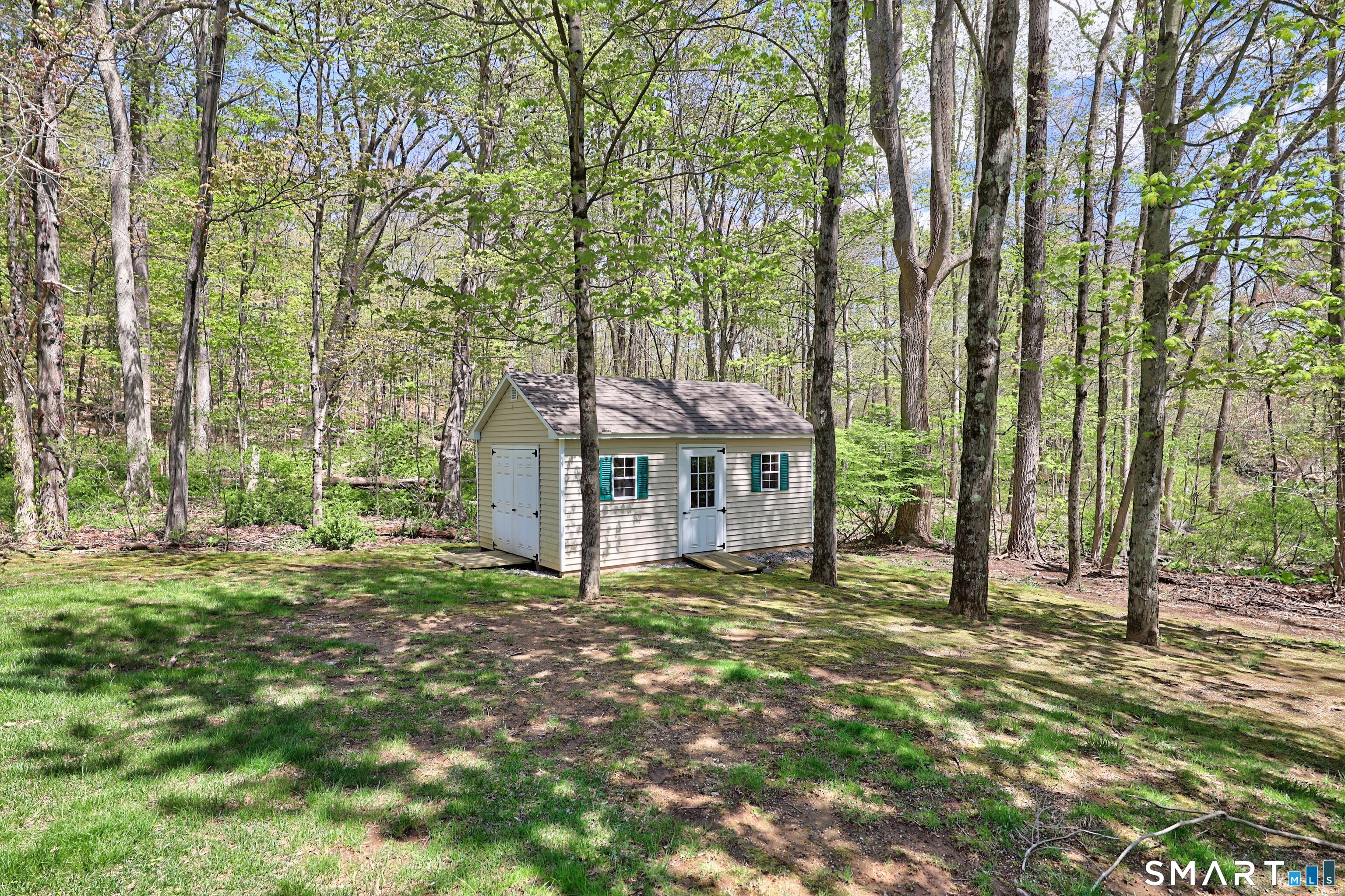 81 Amanda Lane Naugatuck CT 06770