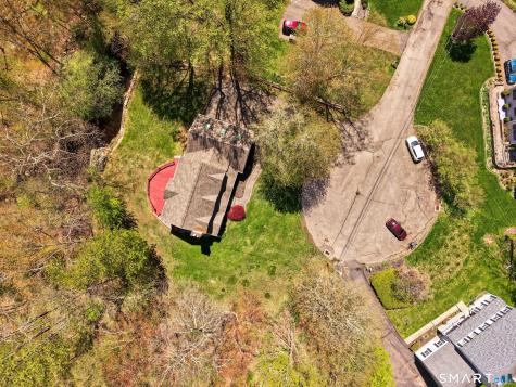 81 Amanda Lane Naugatuck CT 06770