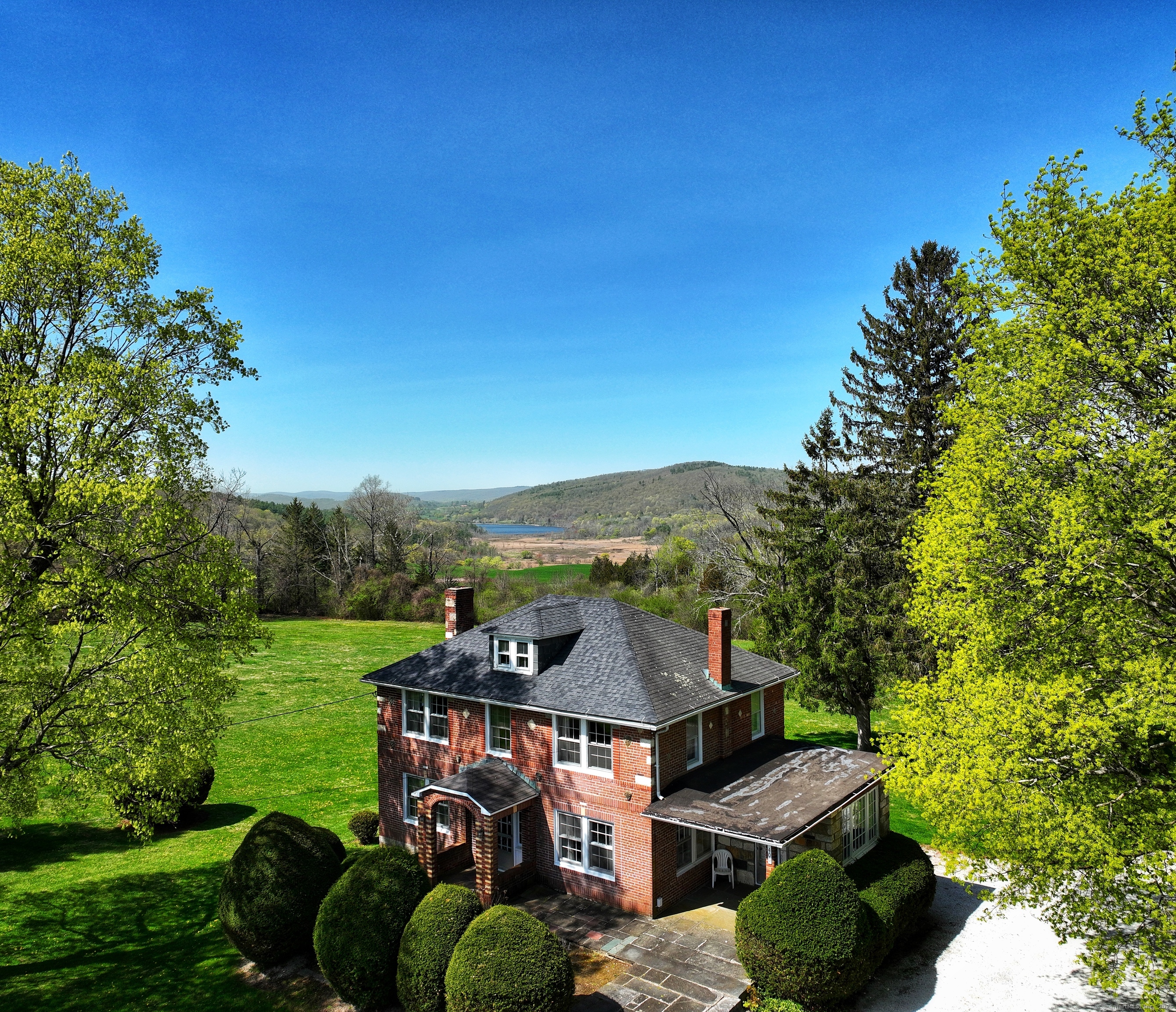 400 Gay Street Sharon CT 06069