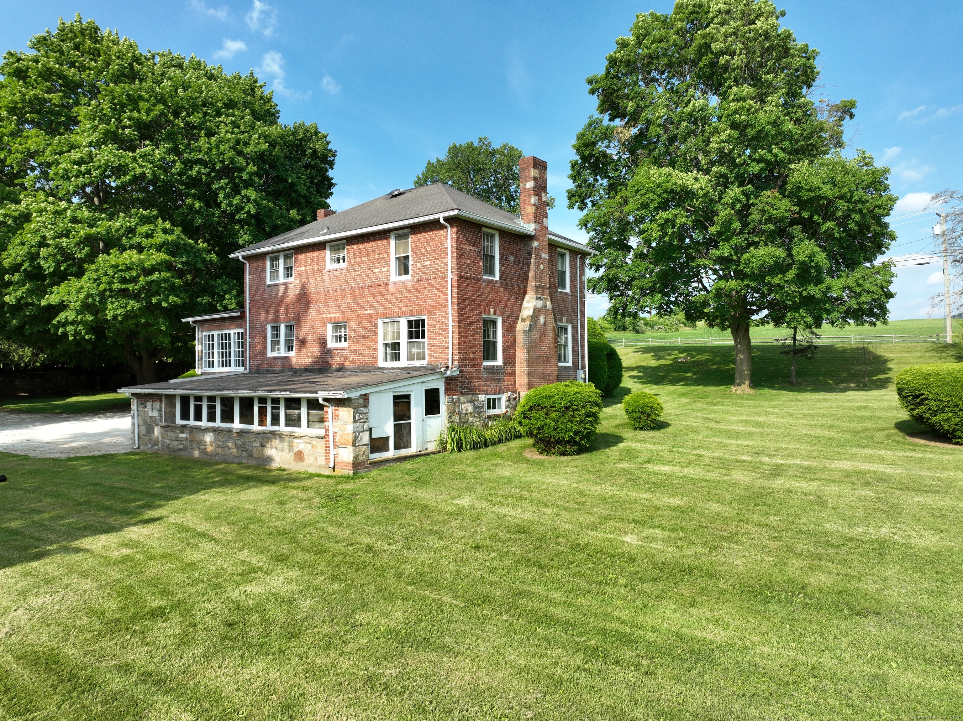 400 Gay Street Sharon CT 06069