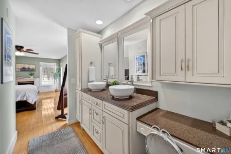 16 Higgins Way Tolland CT 06084