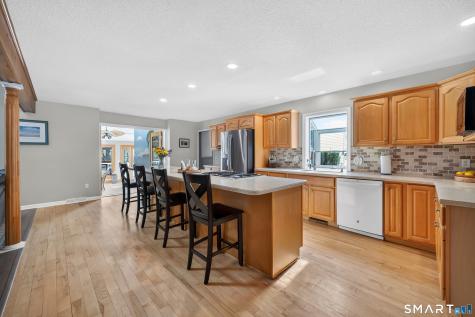 16 Higgins Way Tolland CT 06084