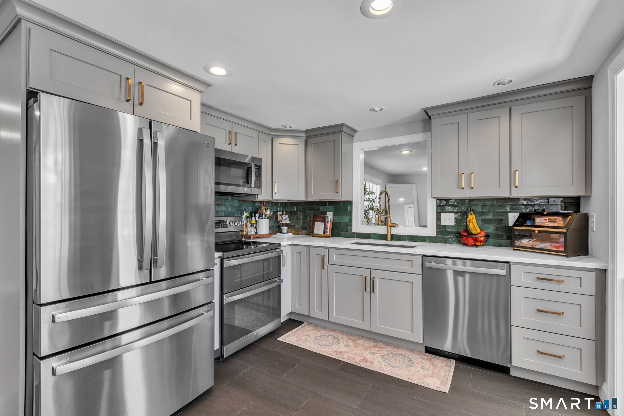 46 Florence Street Newington CT 06111