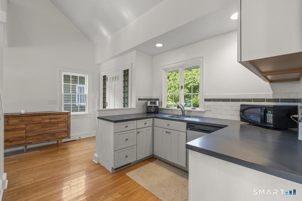347 Nod Hill Road Wilton CT 06897