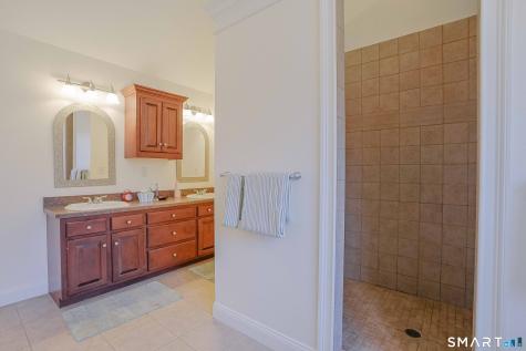 380 Southbury Road Roxbury CT 06783
