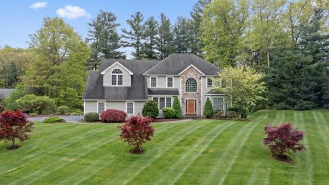 8 Pearl Street Newtown CT 06482