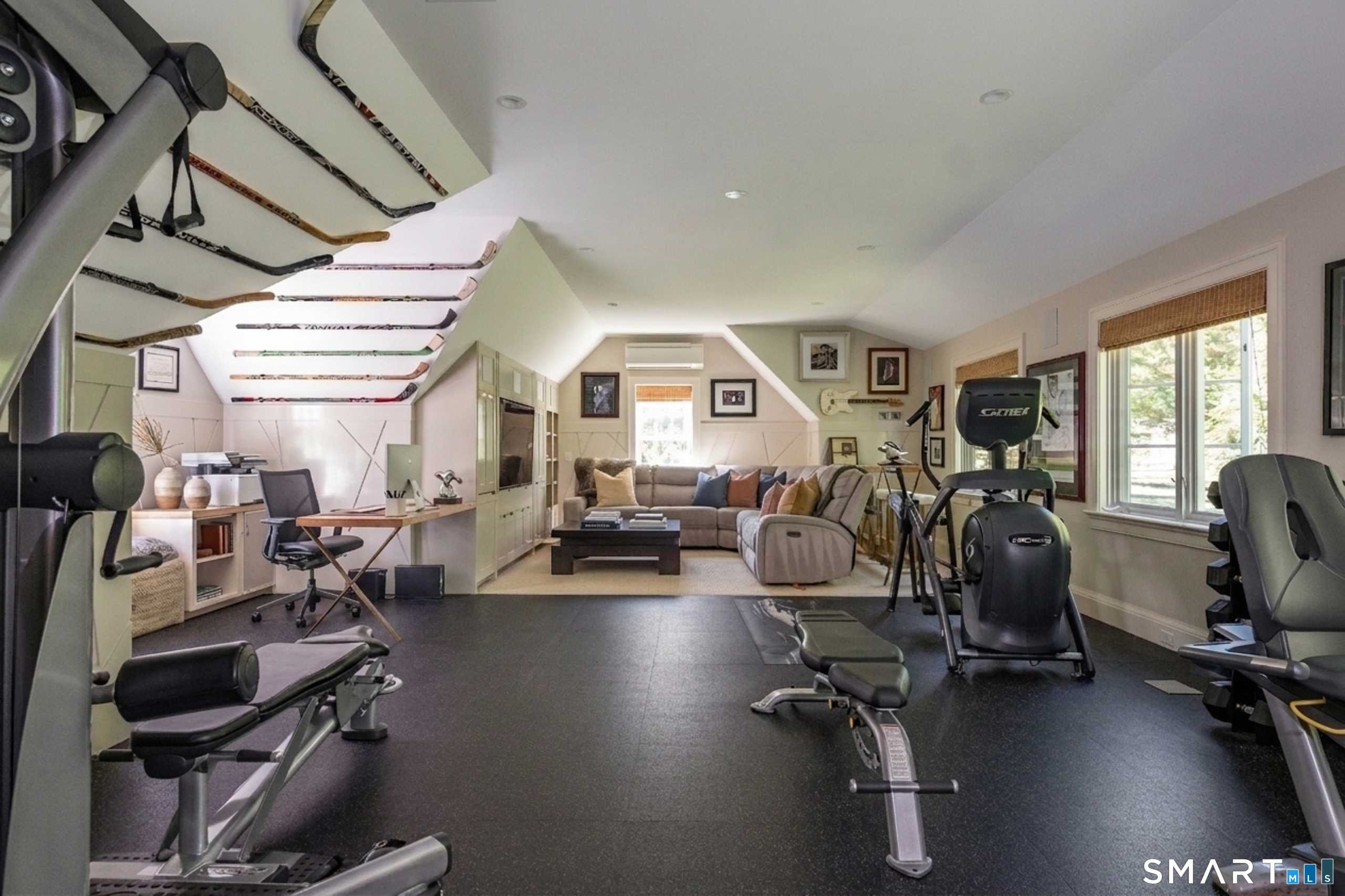 19 Riverview Street Essex CT 06426