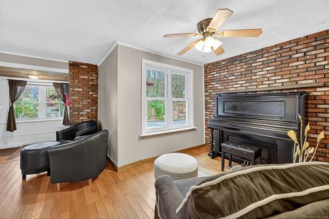 17 Bevin Boulevard East Hampton CT 06424