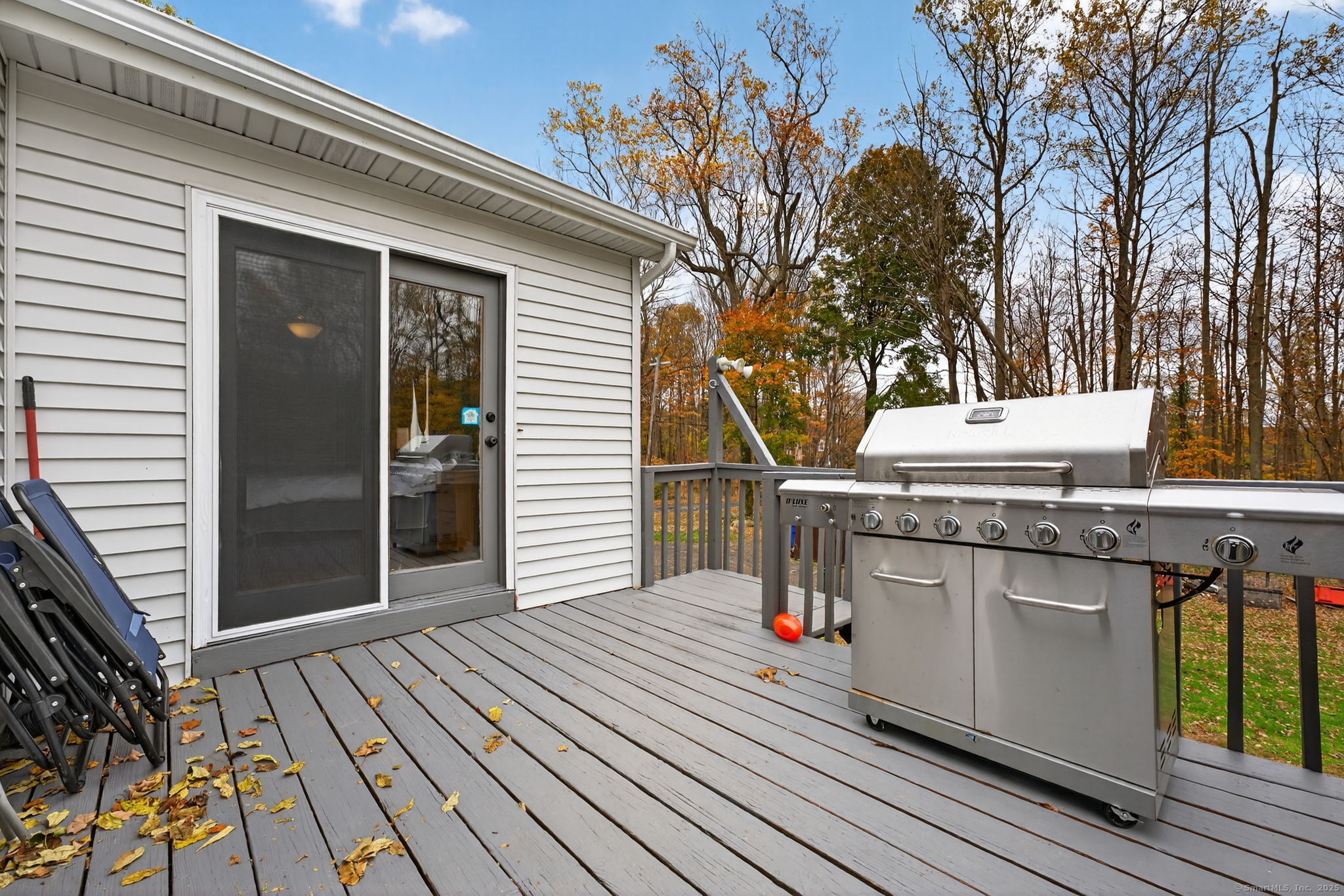 17 Bevin Boulevard East Hampton CT 06424