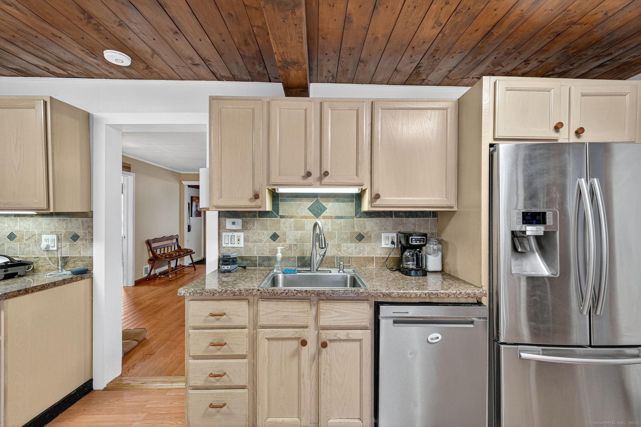 17 Bevin Boulevard East Hampton CT 06424