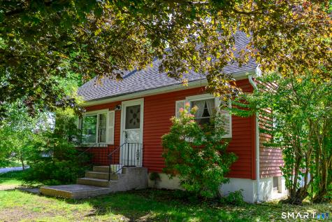 10 Country Drive Norwich CT 06360