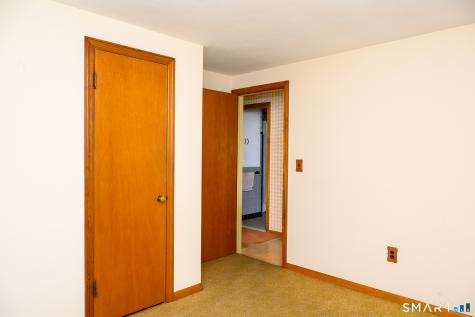 10 Country Drive Norwich CT 06360