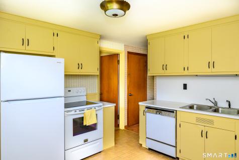 10 Country Drive Norwich CT 06360