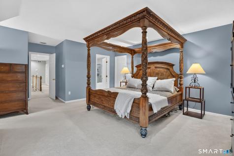 10 Sidney Way Simsbury CT 06070
