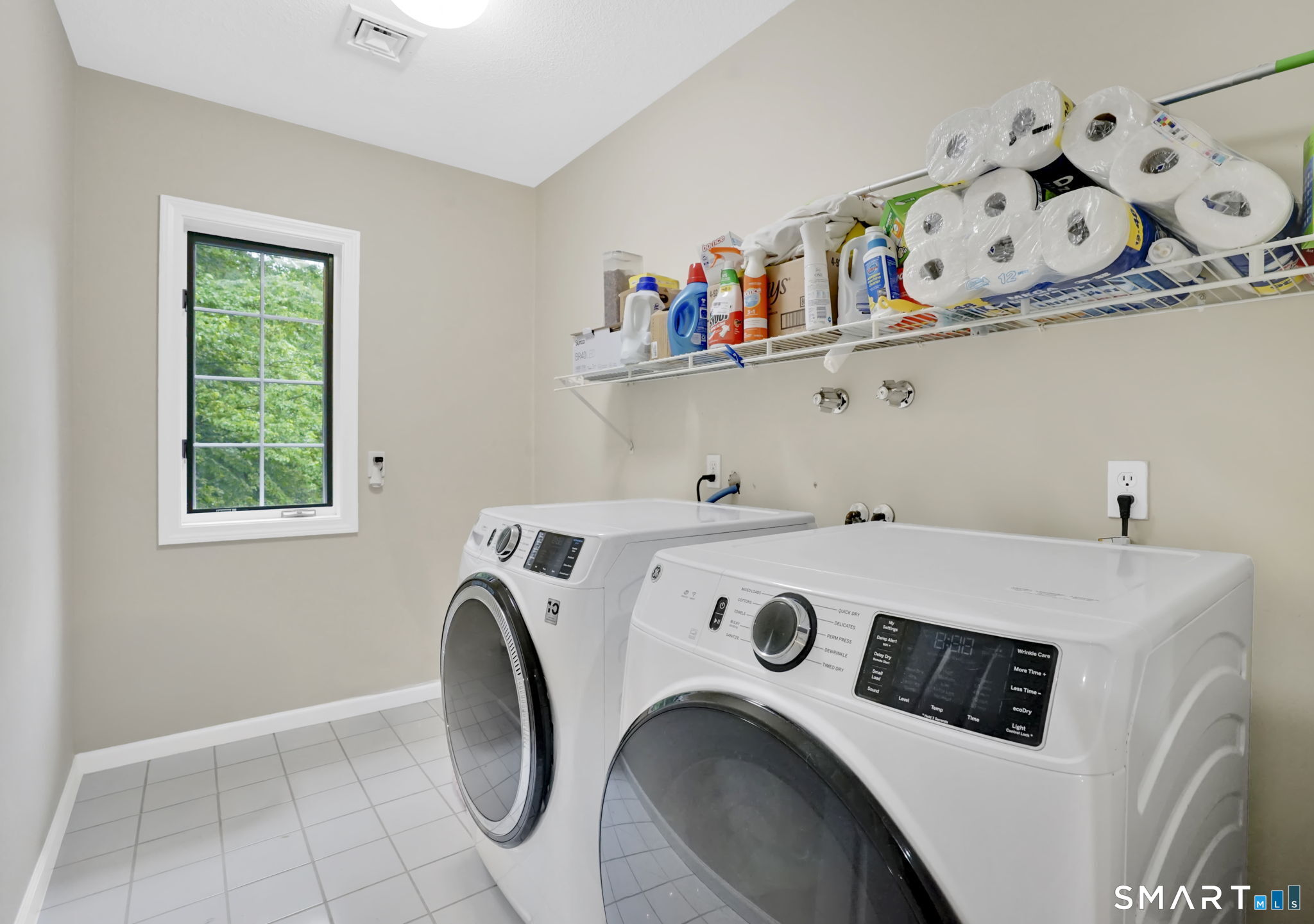 10 Sidney Way Simsbury CT 06070