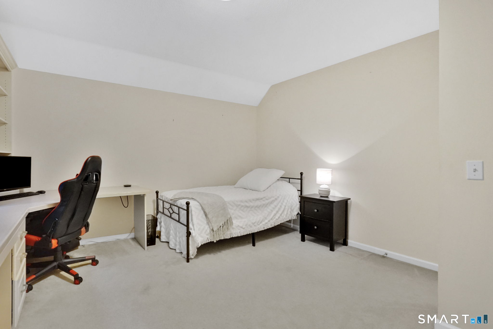 10 Sidney Way Simsbury CT 06070