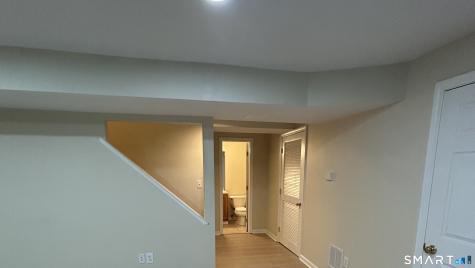 10 Sidney Way Simsbury CT 06070