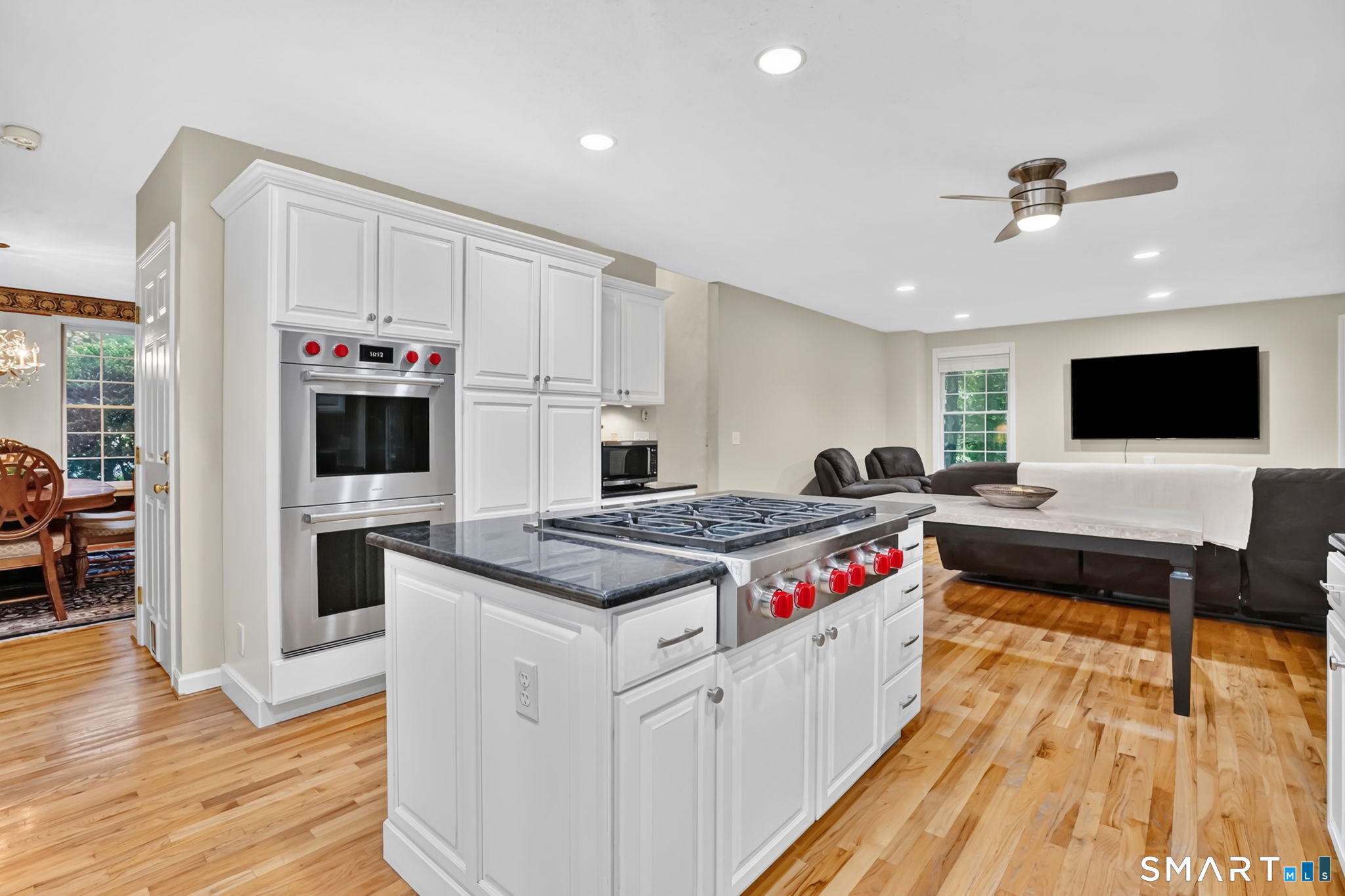 10 Sidney Way Simsbury CT 06070