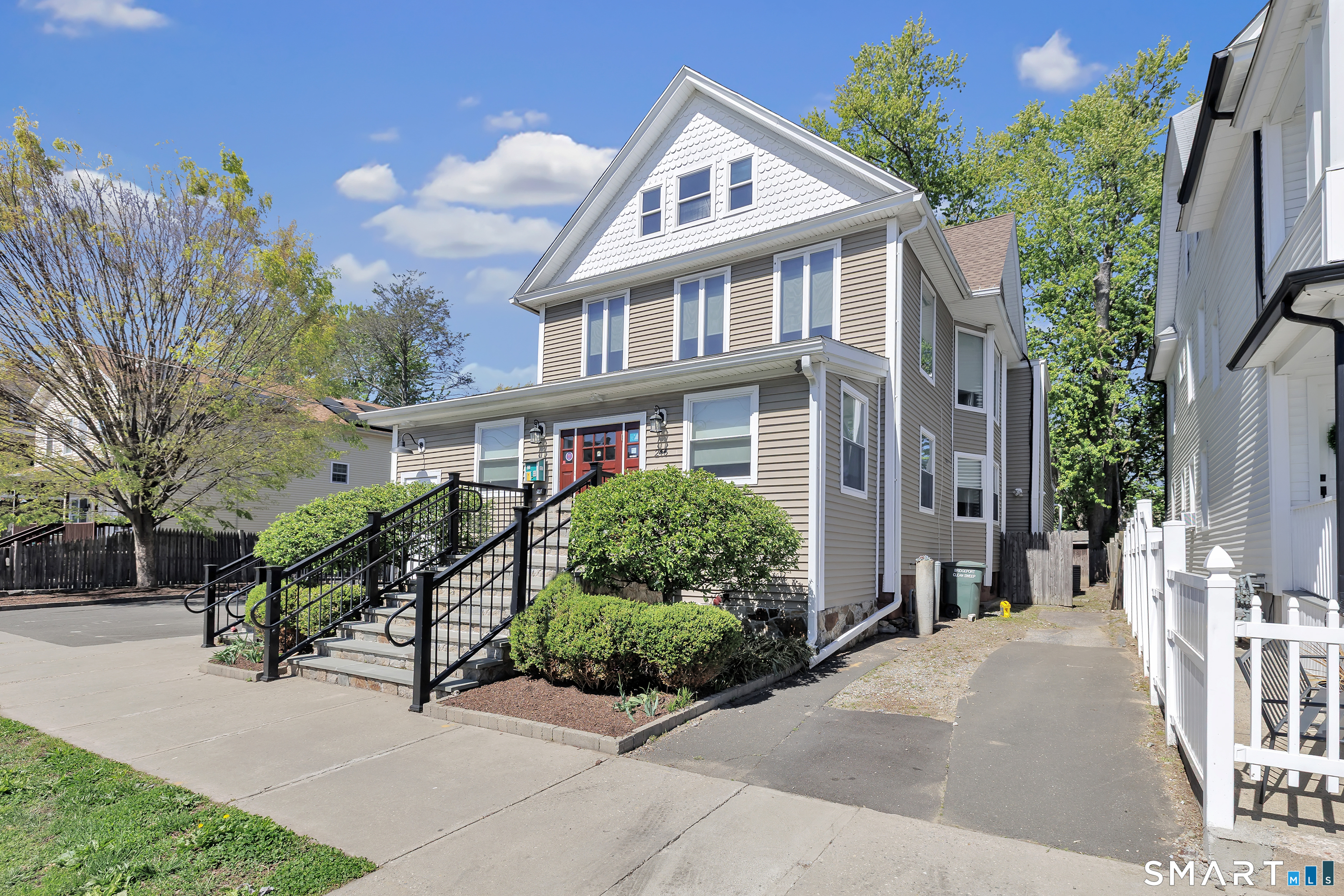 246 Lenox Avenue Bridgeport CT 06605