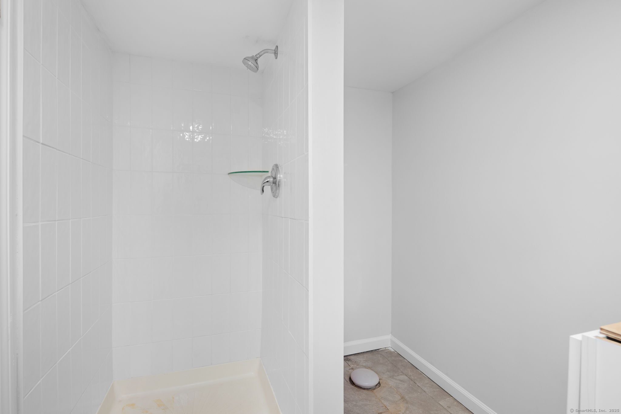 201 Middle River Road Danbury CT 06811