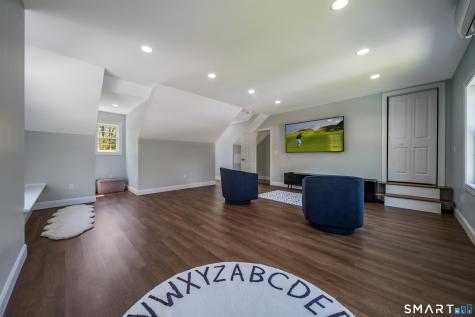 9 Sunset Ridge Drive Guilford CT 06437