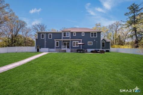 9 Sunset Ridge Drive Guilford CT 06437