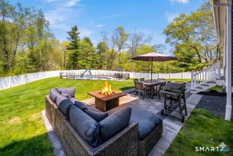 9 Sunset Ridge Drive Guilford CT 06437