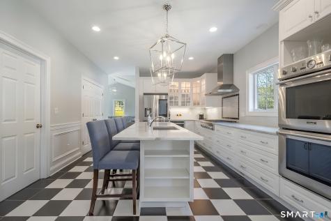 9 Sunset Ridge Drive Guilford CT 06437