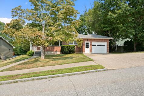 57 Farmington Avenue New London CT 06320