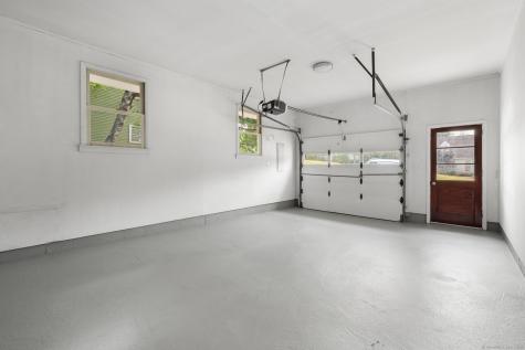 57 Farmington Avenue New London CT 06320