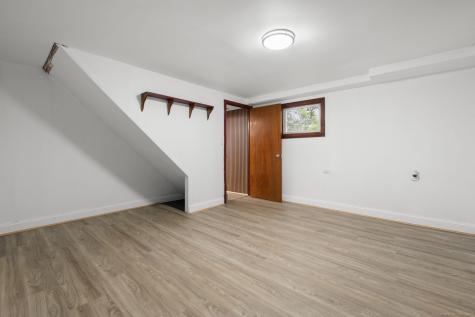 57 Farmington Avenue New London CT 06320