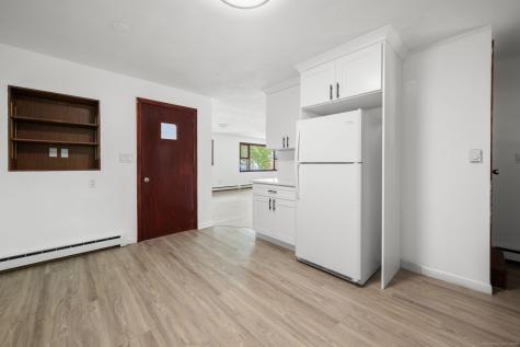 57 Farmington Avenue New London CT 06320